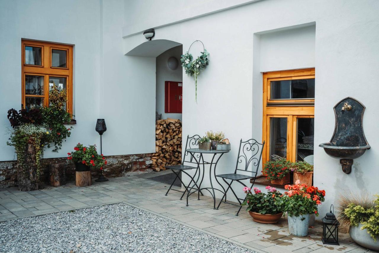 Cakyho Kuria - Mezonetovy Apartman S Krbom A Saunami Smižany Buitenkant foto
