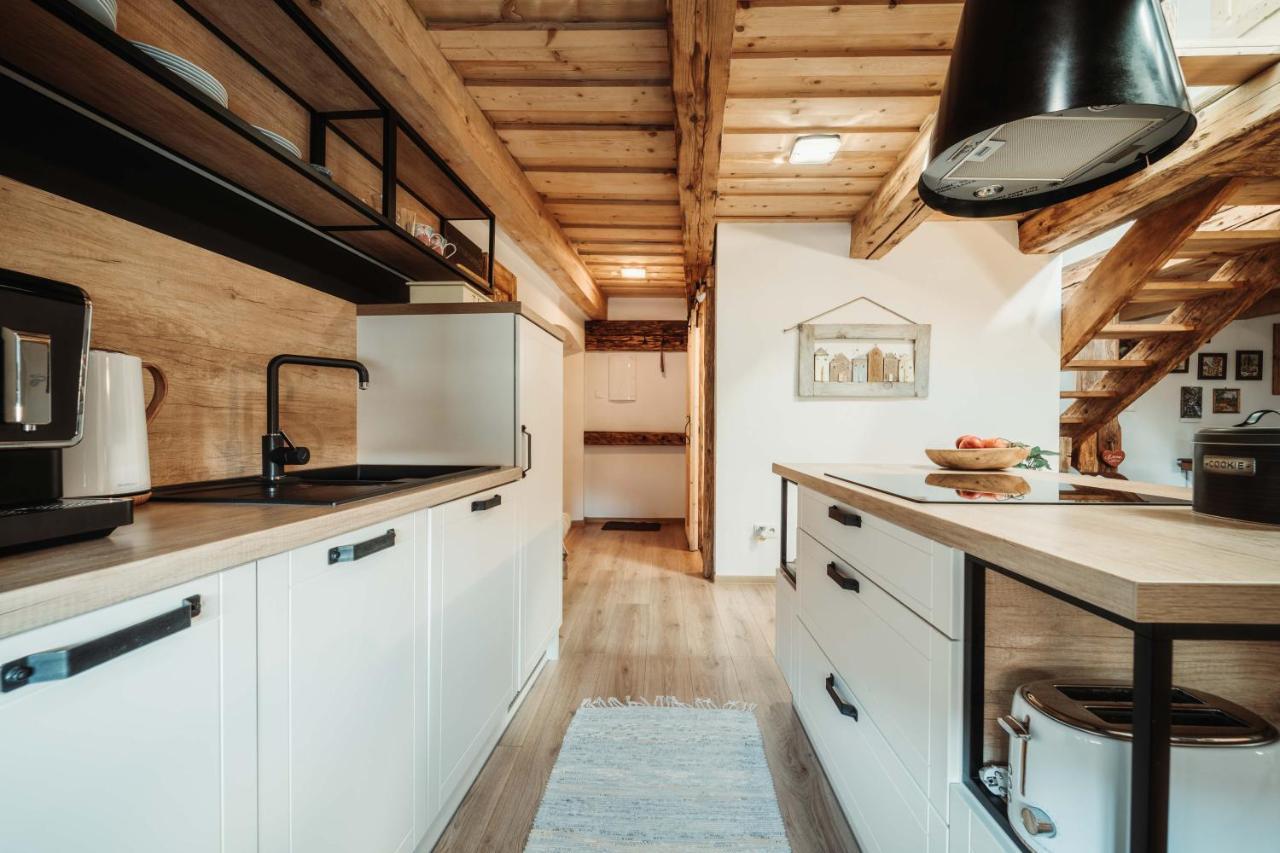 Cakyho Kuria - Mezonetovy Apartman S Krbom A Saunami Smižany Buitenkant foto