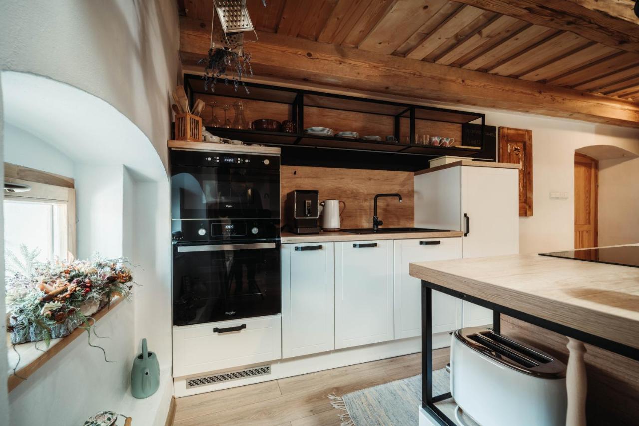 Cakyho Kuria - Mezonetovy Apartman S Krbom A Saunami Smižany Buitenkant foto